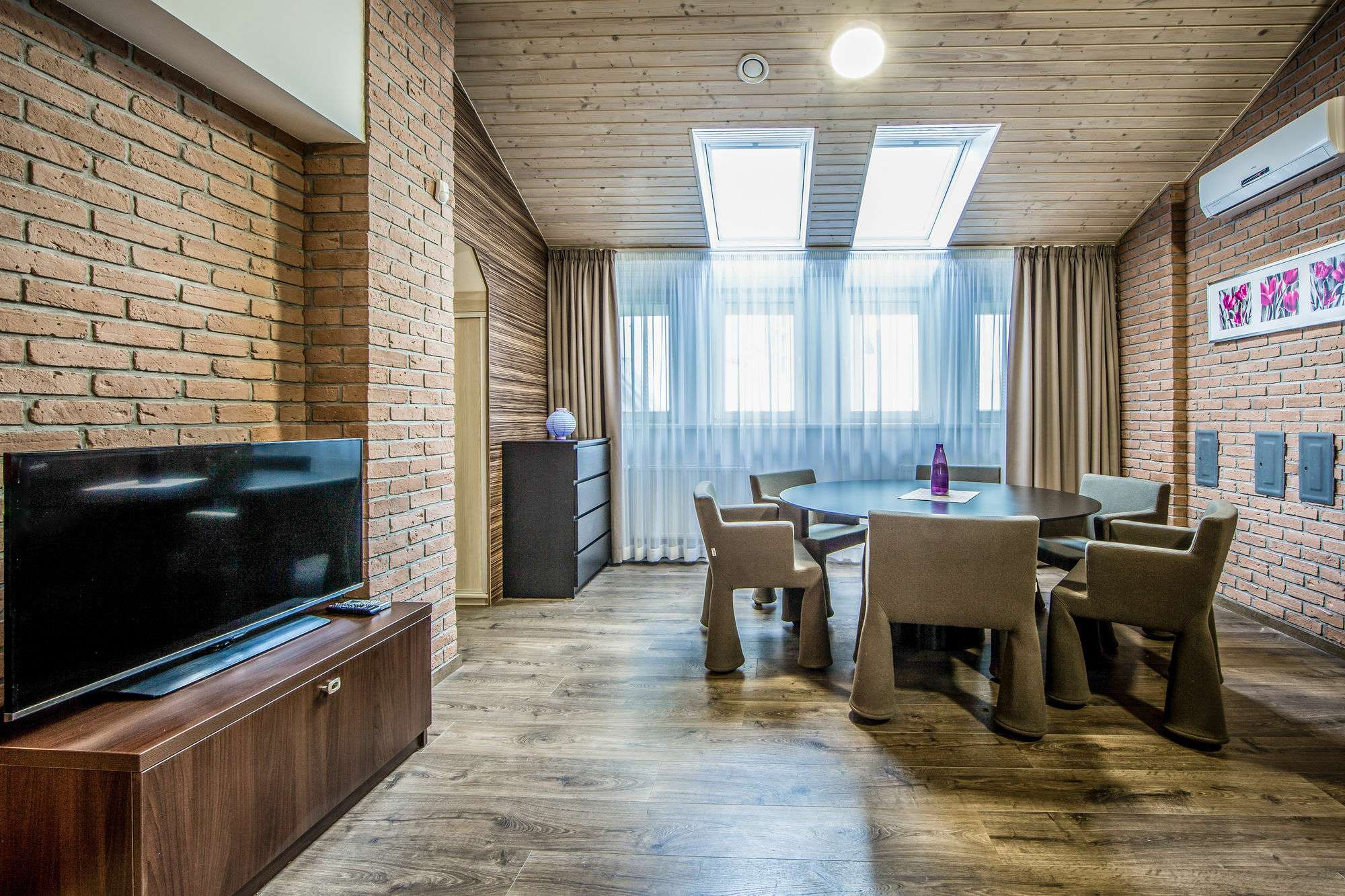 Aplend City Bastova 1 Братислава Екстериор снимка